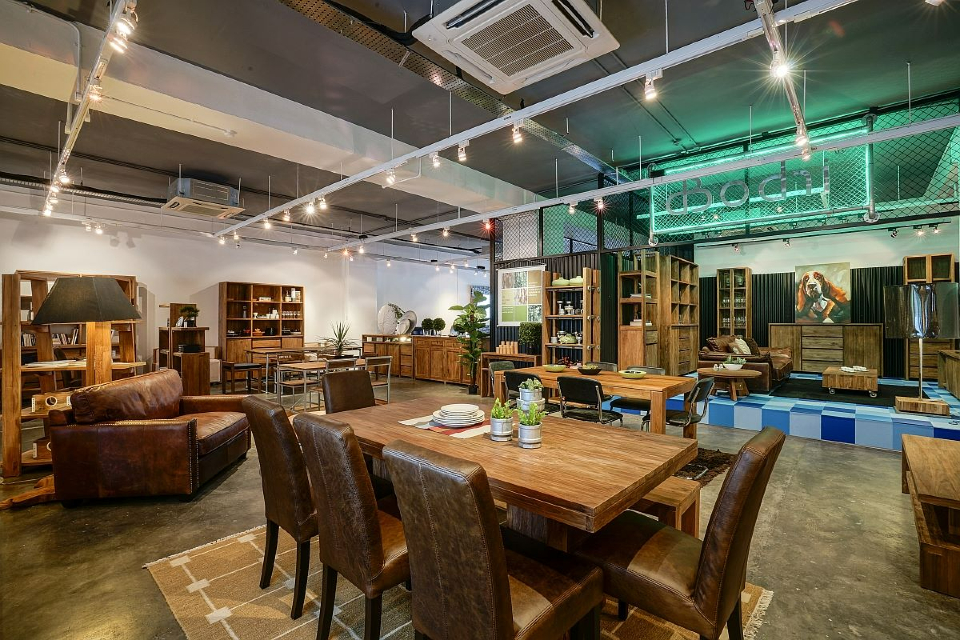 furniture stores in Singapore